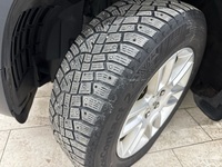 Land Rover Defender vaihtoauto