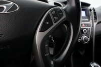 Hyundai i30 5d vaihtoauto