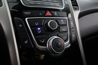 Hyundai i30 5d vaihtoauto