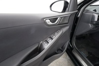 Hyundai IONIQ hybrid vaihtoauto