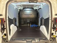 Ford Transit Courier vaihtoauto