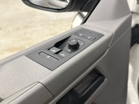 Volkswagen Caravelle vaihtoauto