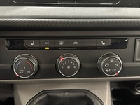 Volkswagen Caravelle vaihtoauto