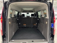 Ford Grand Tourneo Connect vaihtoauto