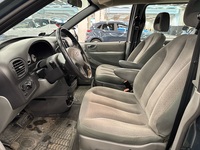 Chrysler Voyager vaihtoauto