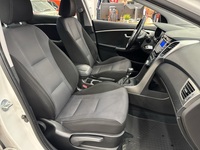 Hyundai i30 5d vaihtoauto