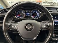 Volkswagen Touran vaihtoauto