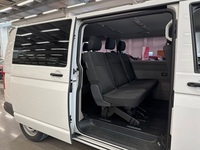 Volkswagen Caravelle vaihtoauto