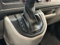 Volkswagen Caravelle vaihtoauto