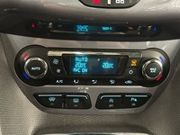 Ford Grand Tourneo Connect vaihtoauto