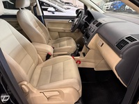 Volkswagen Touran vaihtoauto