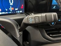Ford Tourneo Custom vaihtoauto
