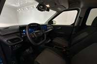 Ford Tourneo Courier vaihtoauto