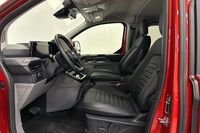Ford Tourneo Custom vaihtoauto