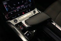 Audi Q8 e-tron vaihtoauto