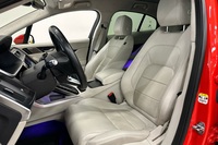 Jaguar I-PACE vaihtoauto