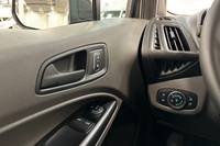 Ford Transit Connect vaihtoauto
