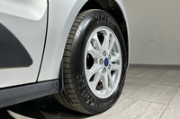 Ford Transit Connect vaihtoauto