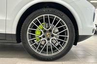 Porsche Cayenne vaihtoauto