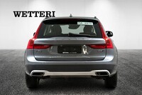 Volvo V90 Cross Country vaihtoauto