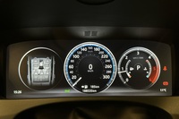 Jaguar F-PACE vaihtoauto