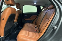 Jaguar F-PACE vaihtoauto