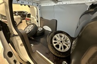 Ford Transit Connect vaihtoauto