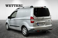 Ford Transit Courier vaihtoauto
