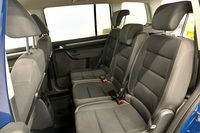 Volkswagen Touran vaihtoauto