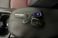 Suzuki Across vaihtoauto