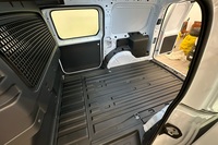 Ford Transit Connect vaihtoauto