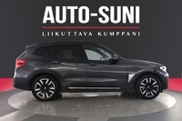BMW iX3 vaihtoauto