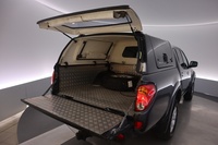 Mitsubishi L200 vaihtoauto