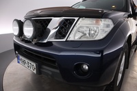 Nissan Navara vaihtoauto