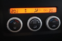 Nissan Navara vaihtoauto