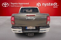 Toyota Hilux vaihtoauto