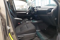 Toyota Hilux vaihtoauto