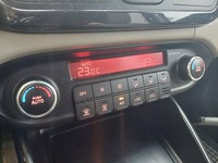 Kia Carens vaihtoauto