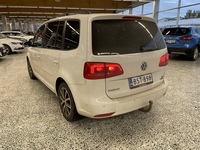 Volkswagen Touran vaihtoauto