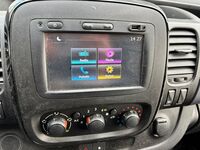 Opel Vivaro vaihtoauto