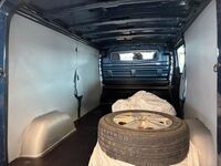 Opel Vivaro vaihtoauto