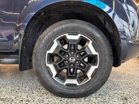Nissan Navara vaihtoauto