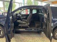 Nissan Navara vaihtoauto