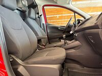 Ford Transit Courier vaihtoauto