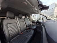 Ford Tourneo Custom vaihtoauto