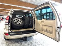 Toyota Land Cruiser vaihtoauto