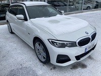 BMW 320 vaihtoauto