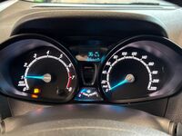 Ford Tourneo Courier vaihtoauto