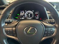 Lexus UX vaihtoauto