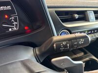 Lexus UX vaihtoauto